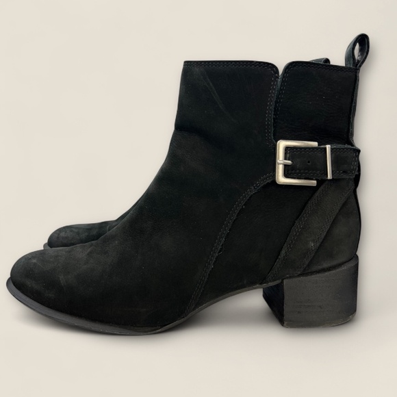 Vionic Sienna Suede Ankle Boots Leather Waterproof Black Buckle Women's Size 7.5 - Picture 2 of 10